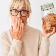 what is impulse control disorder, women holding cookie jar